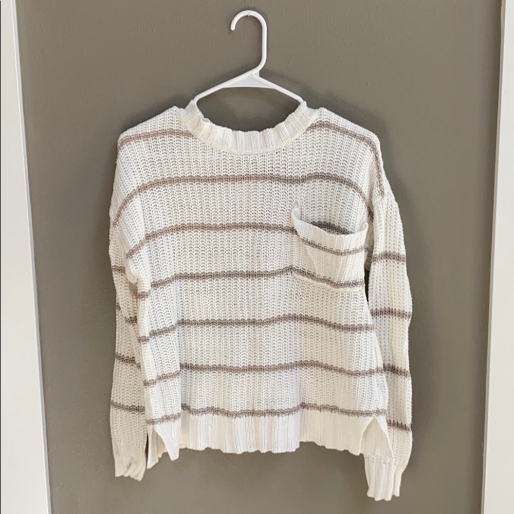 American Eagle sweater